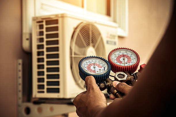 Professional Hvac technician working in Erwinna, PA